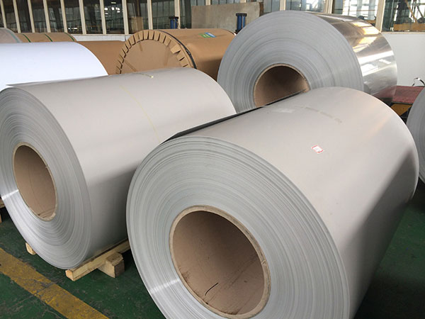 Bobinas de aluminio revestido